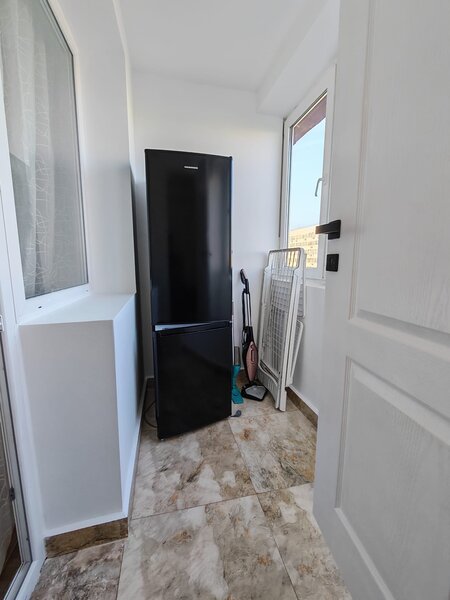 Titan, Metrou Costin Georgian,